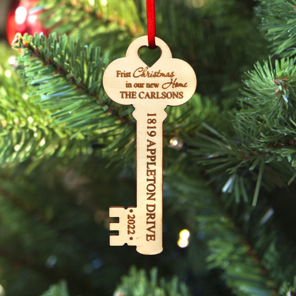 Personalized New Home Christmas Ornament Wooden Key Decoration Housewarming Gift