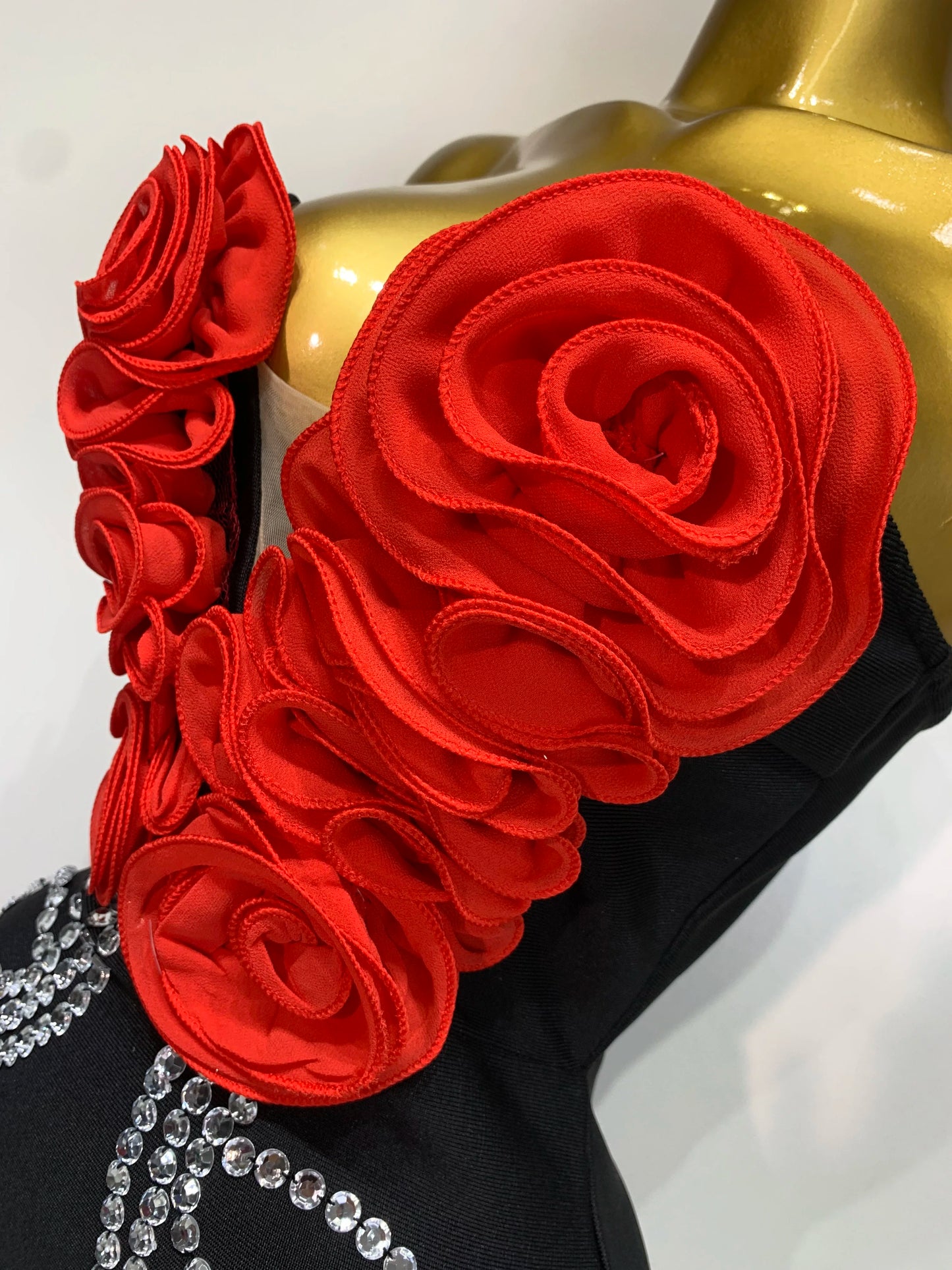 Sexy Strapless 3D Flowers Diamond Black Midi Bandage Elegant Evening Party Night Birthday Dress