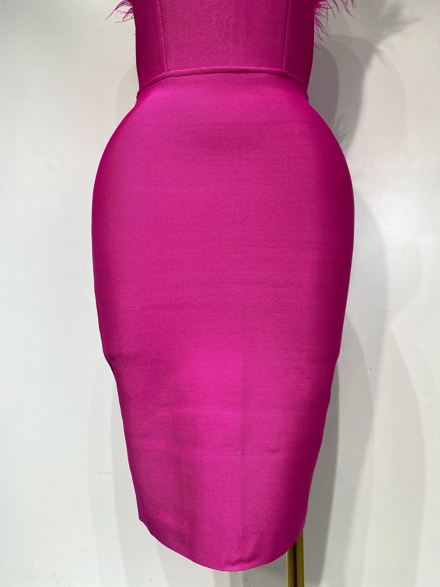 Sexy Backless Yellow Bandage Strapless Celebrity Elegant Feather Birthday Club Party Dress