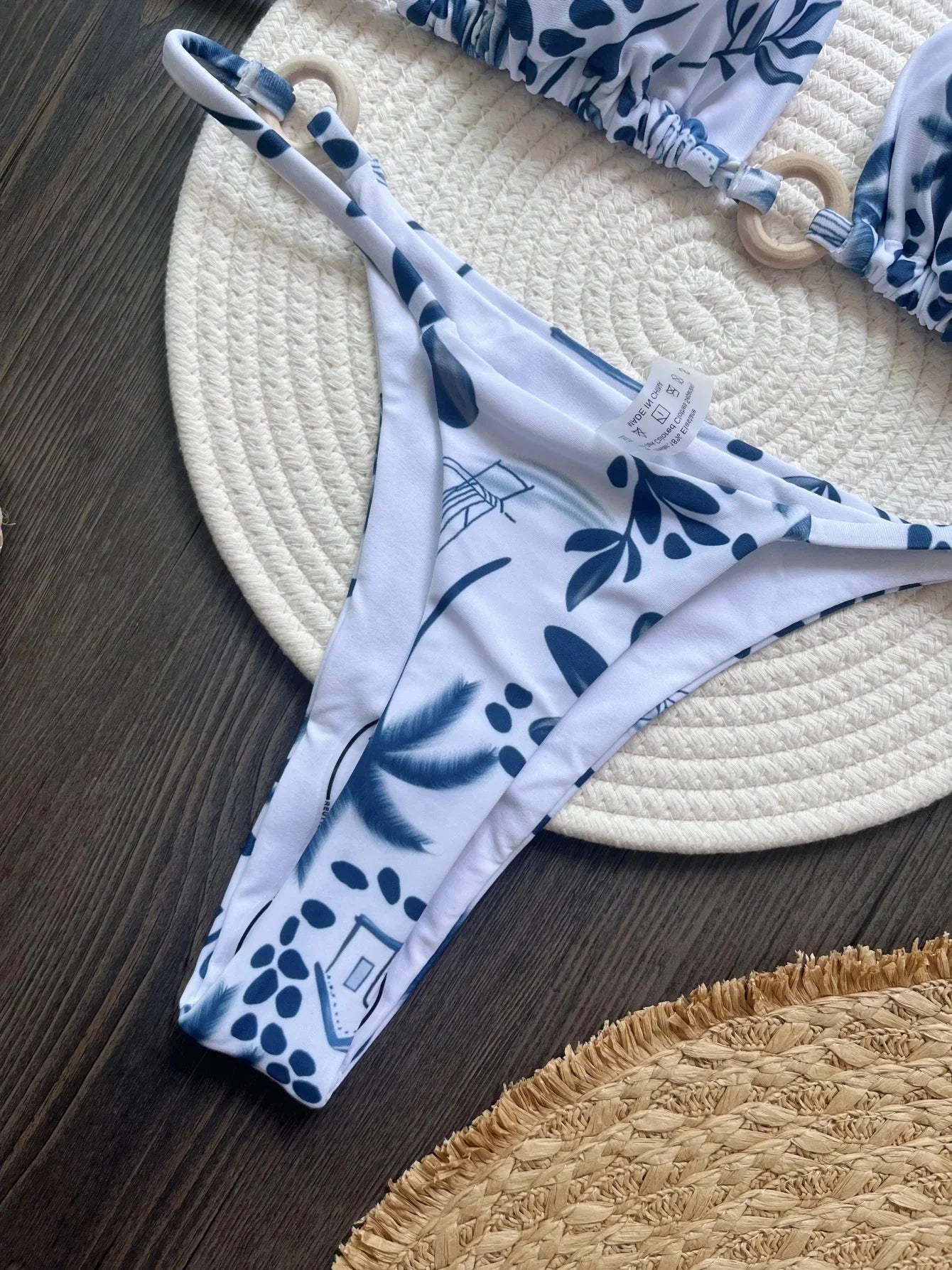 Two-pieces Printed Halter Brazilian High Leg Cut Swimsuit Swimwear Bikini Bathing Suit