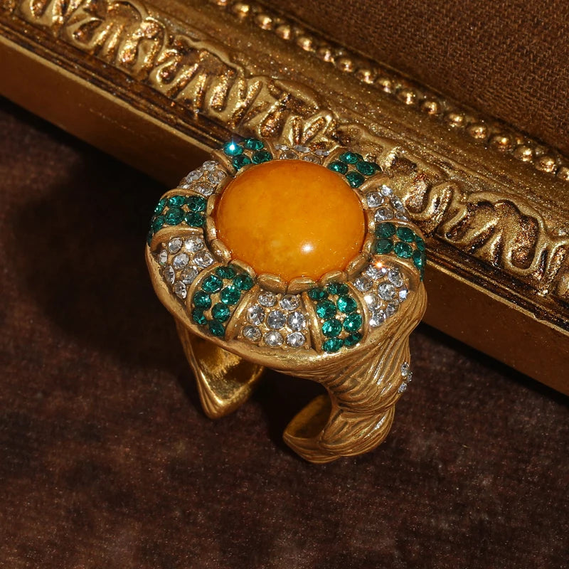 Vintage Round Yellow Stone Women White Green Rhinestone Luxury Designers Ring