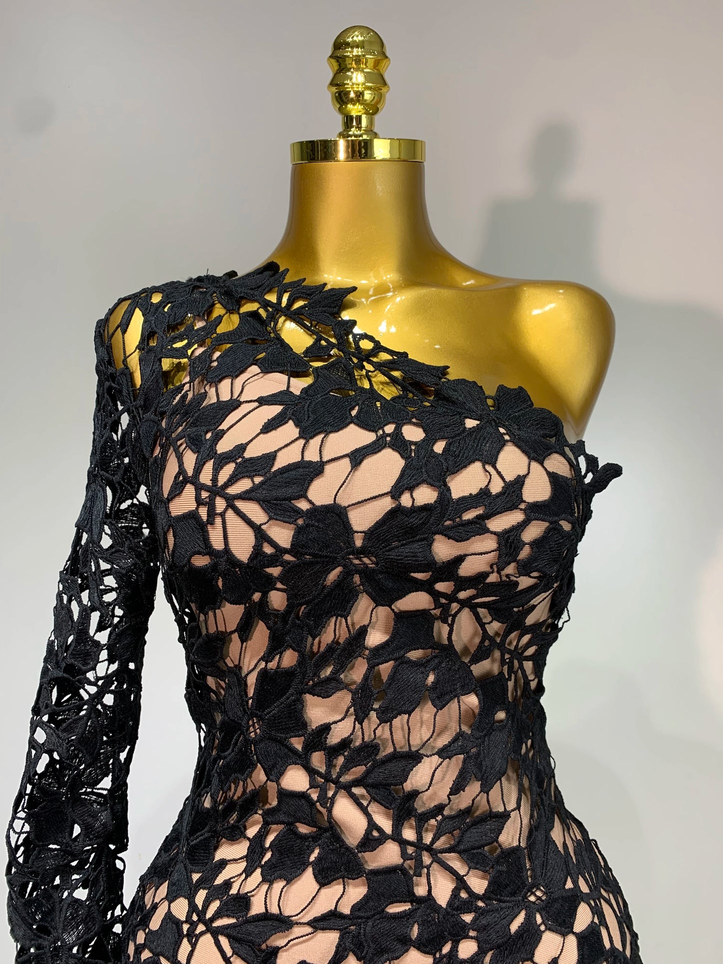 Sexy Lace Diagonal Collar Single Shoulder Long Sleeve Bandage Party Evening Dress
