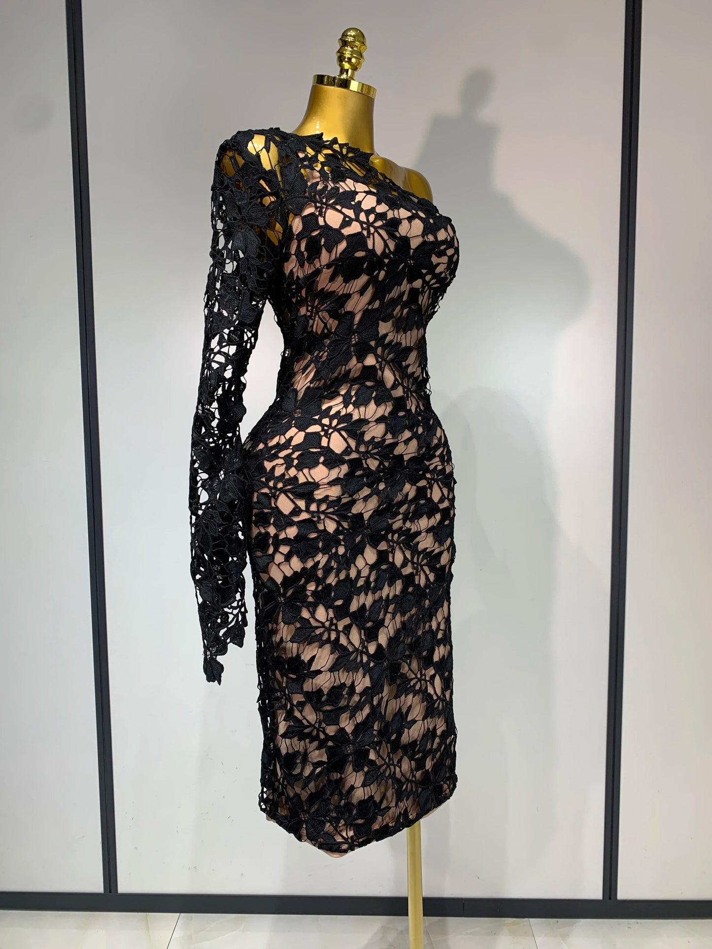 Sexy Lace Diagonal Collar Single Shoulder Long Sleeve Bandage Party Evening Dress