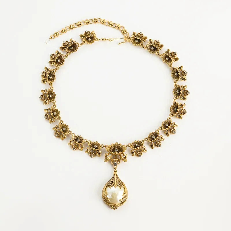 Women Vintage Flower Rhinestone Choker Antique Elegant Baroque Pearl Necklace