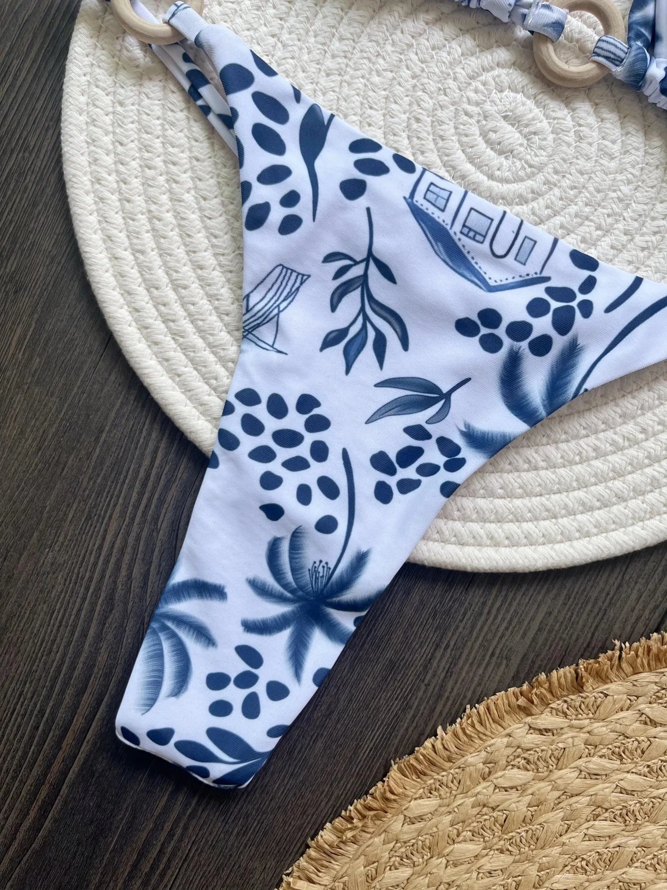 Two-pieces Printed Halter Brazilian High Leg Cut Swimsuit Swimwear Bikini Bathing Suit