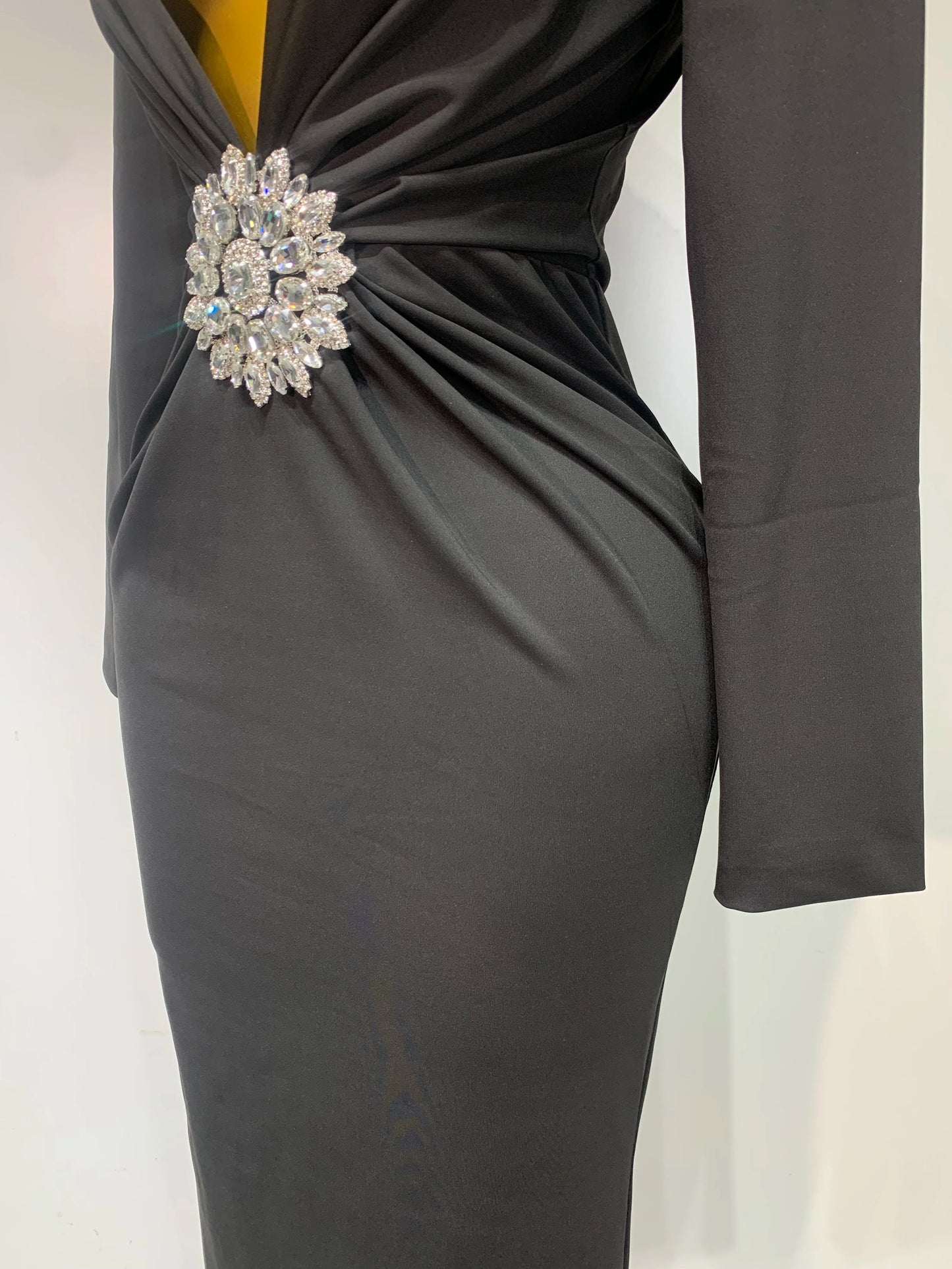Black Diamond Bodycon Maxi Sexy Deep V Neck Long Sleeves Runway Party Evening Dress