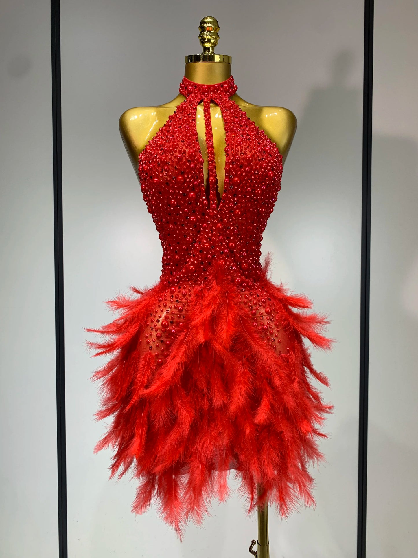 Sexy Halter Backless Feather Pearl Short Party Rhinestone Birthday Evening Dress