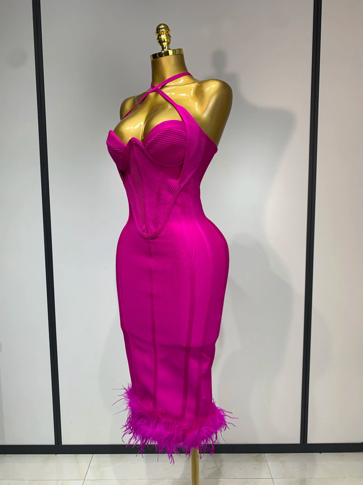 Sexy Sleeveless Backless Feather Midi Bandage Celebrity Evening Party Birthday Dress