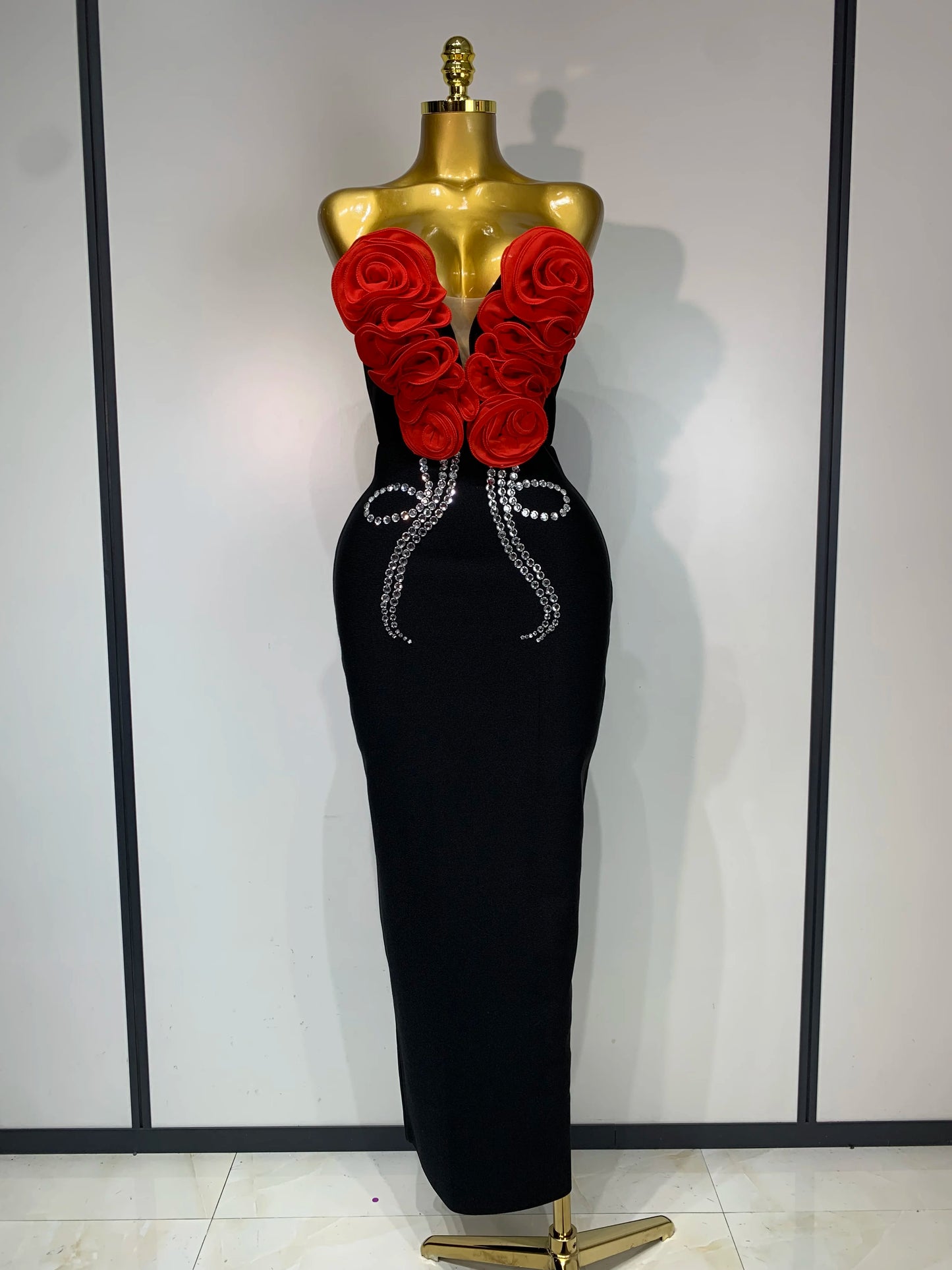 Sexy Strapless 3D Flowers Diamond Black Midi Bandage Elegant Evening Party Night Birthday Dress