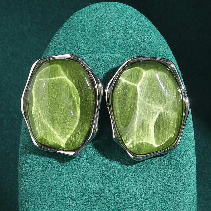 Vintage Transparent Green Earrings Stone Stud Luxury Glass Natural Irregular Hammer Pattern Summer Jewelry Valentine Accessories