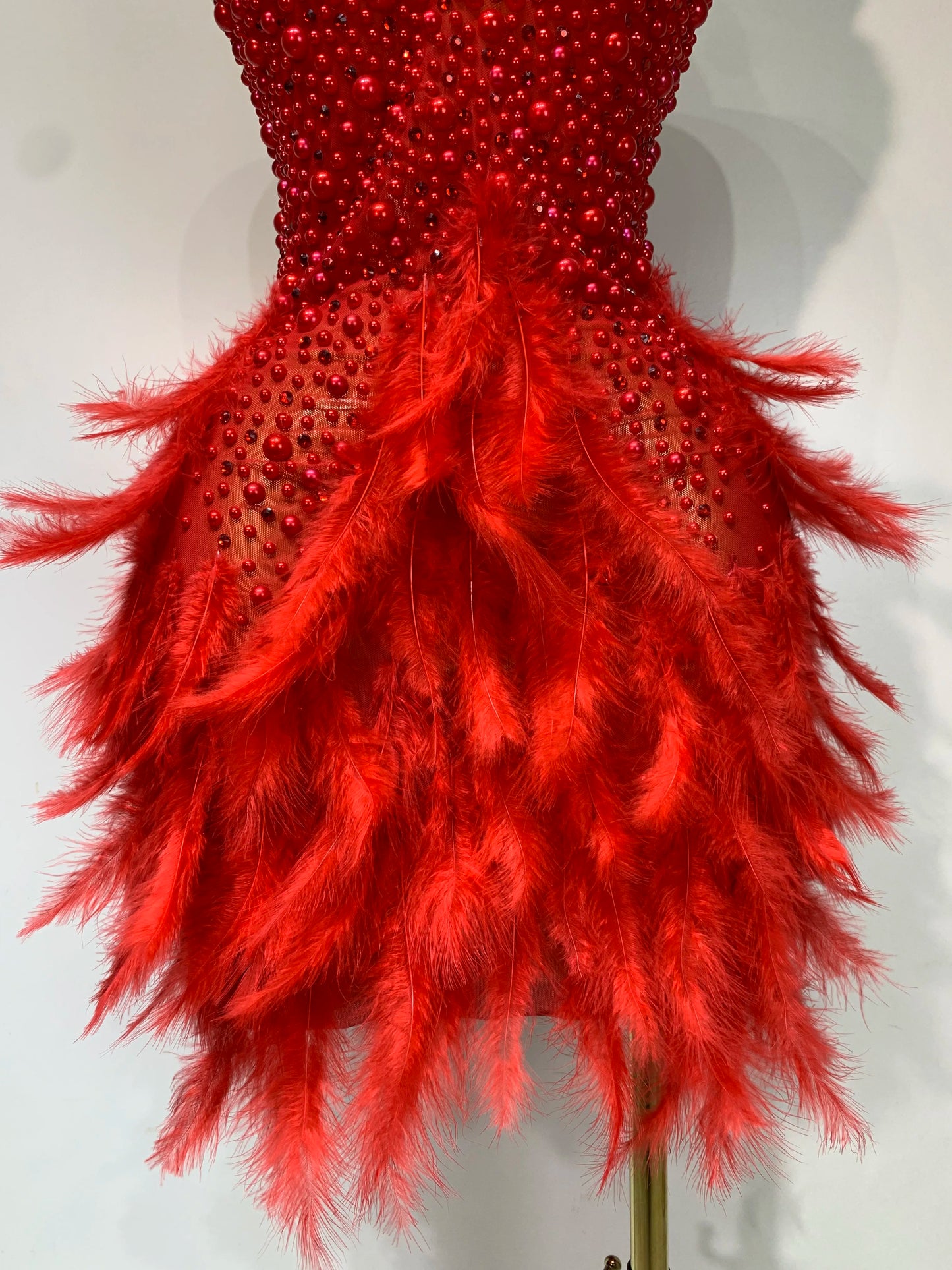 Sexy Halter Backless Feather Pearl Short Party Rhinestone Birthday Evening Dress