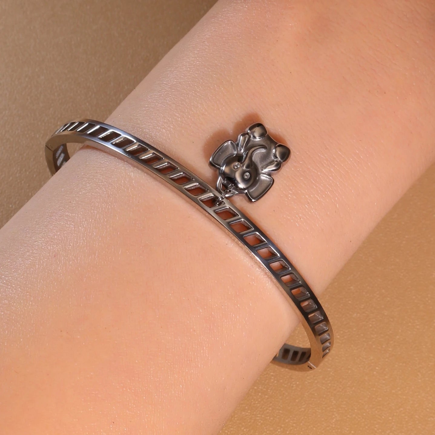 Small Elephant Hollow Stainless Steel 18K Gold Plated Bracelet Jewelry