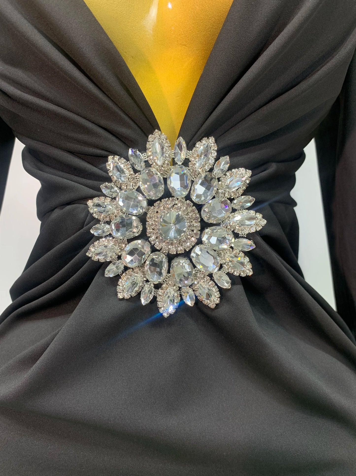 Black Diamond Bodycon Maxi Sexy Deep V Neck Long Sleeves Runway Party Evening Dress