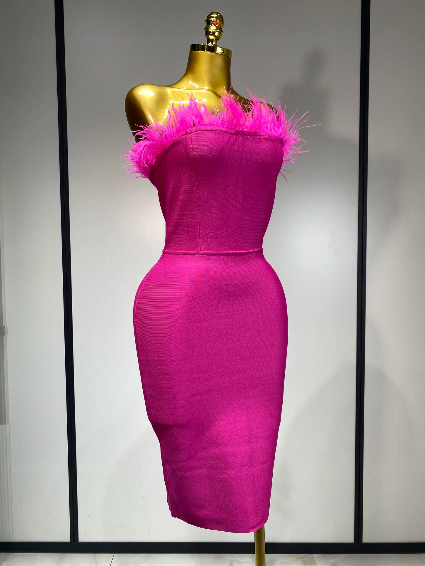 Sexy Backless Yellow Bandage Strapless Celebrity Elegant Feather Birthday Club Party Dress