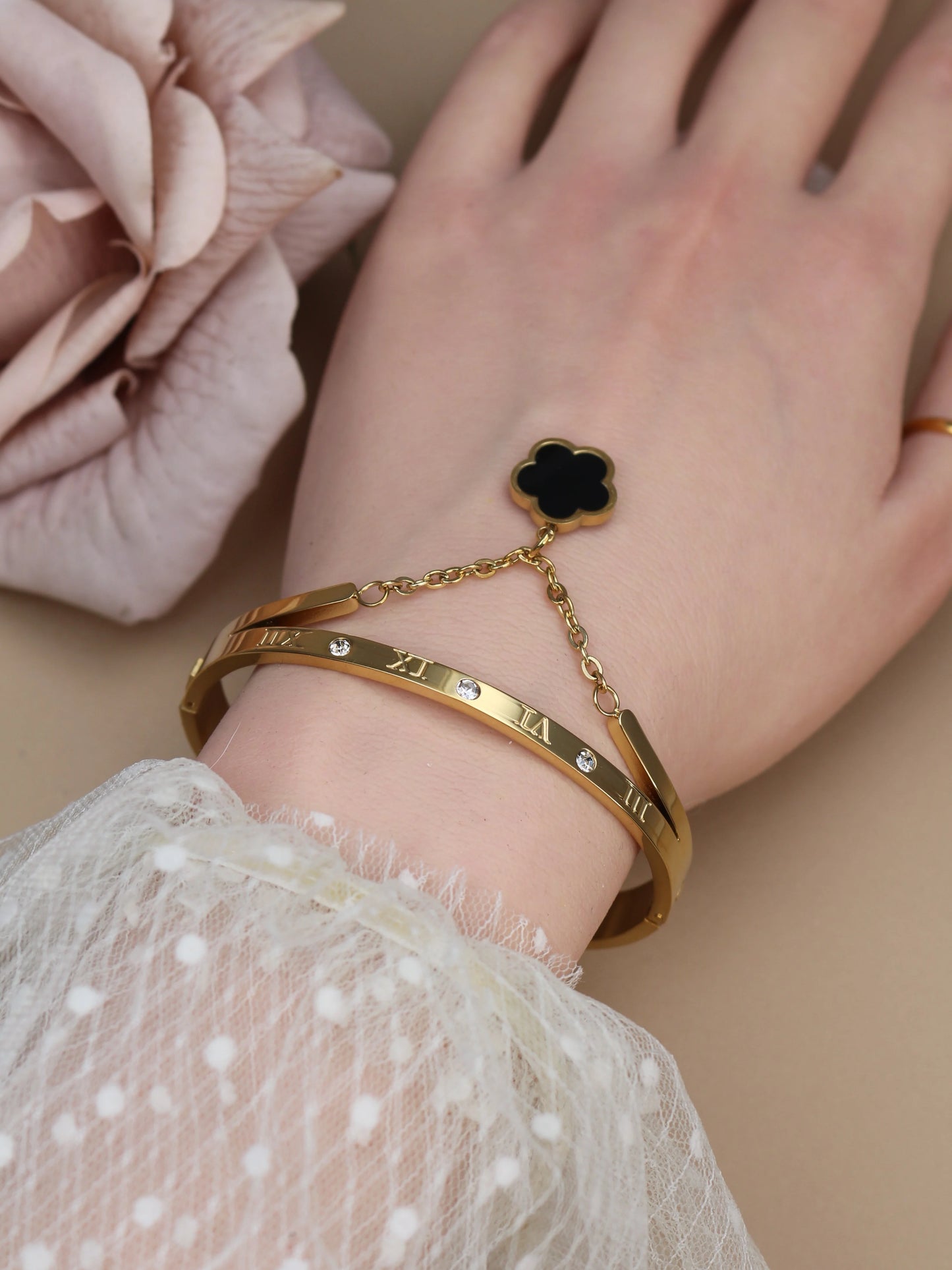 Roman Numeral Crystal Flower Shaped Pendant Stainless Steel Bracelet Bangles