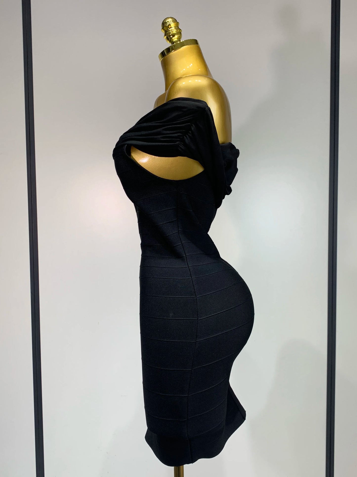 Sexy Strapless Black Off-shoulder Mini Bandage Celebrity Cocktail Party Evening Dress