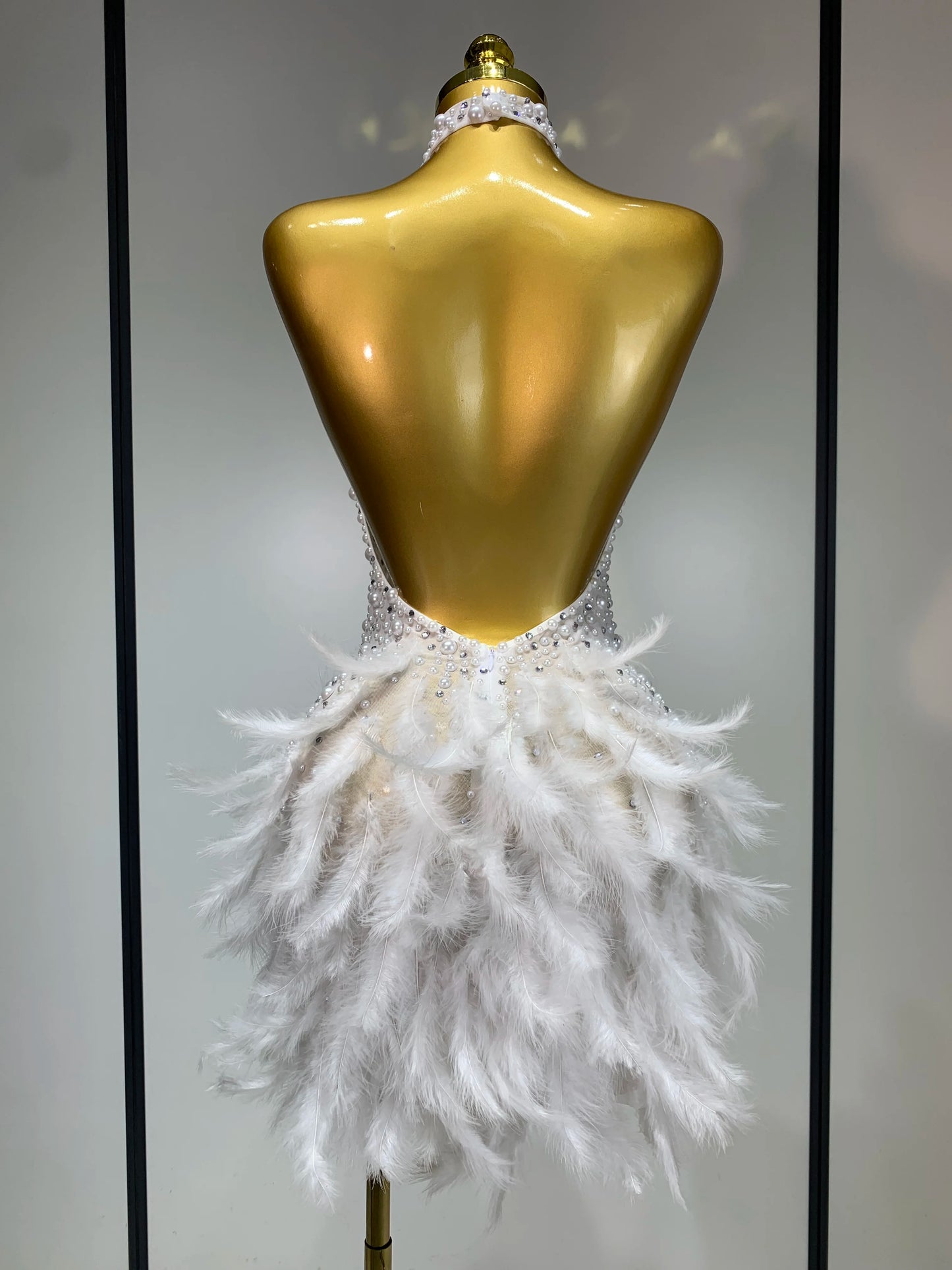 Sexy Halter Backless Feather Pearl Short Party Rhinestone Birthday Evening Dress