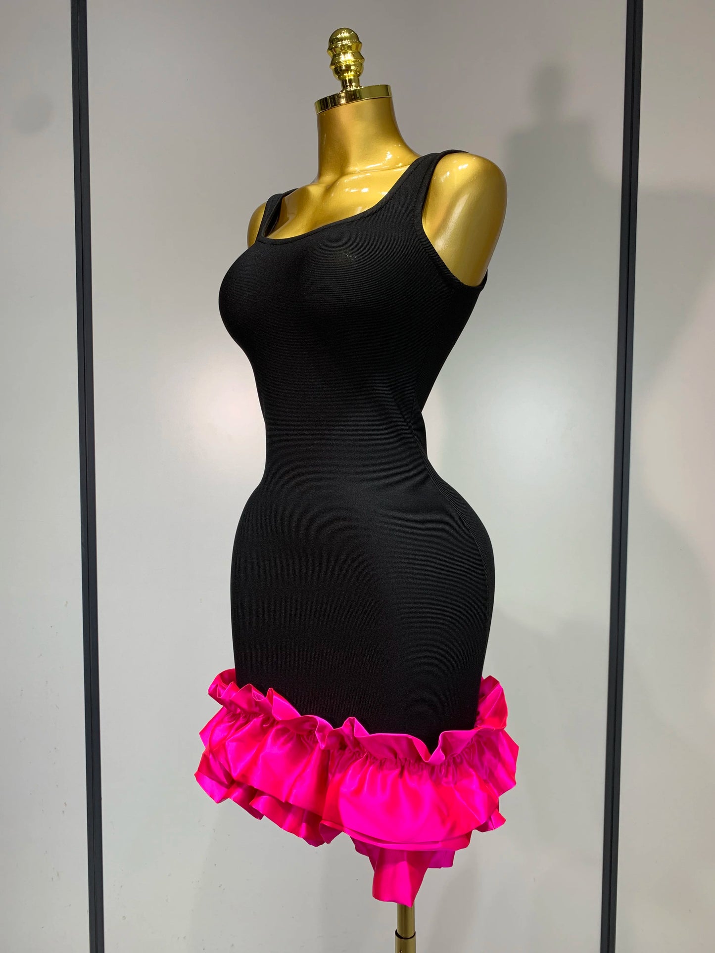 Women Spaghetti Strap Bodycon Short Black Pleated Ruffle Hem Sleeveless Evening Party Cocktail Birthday Dress
