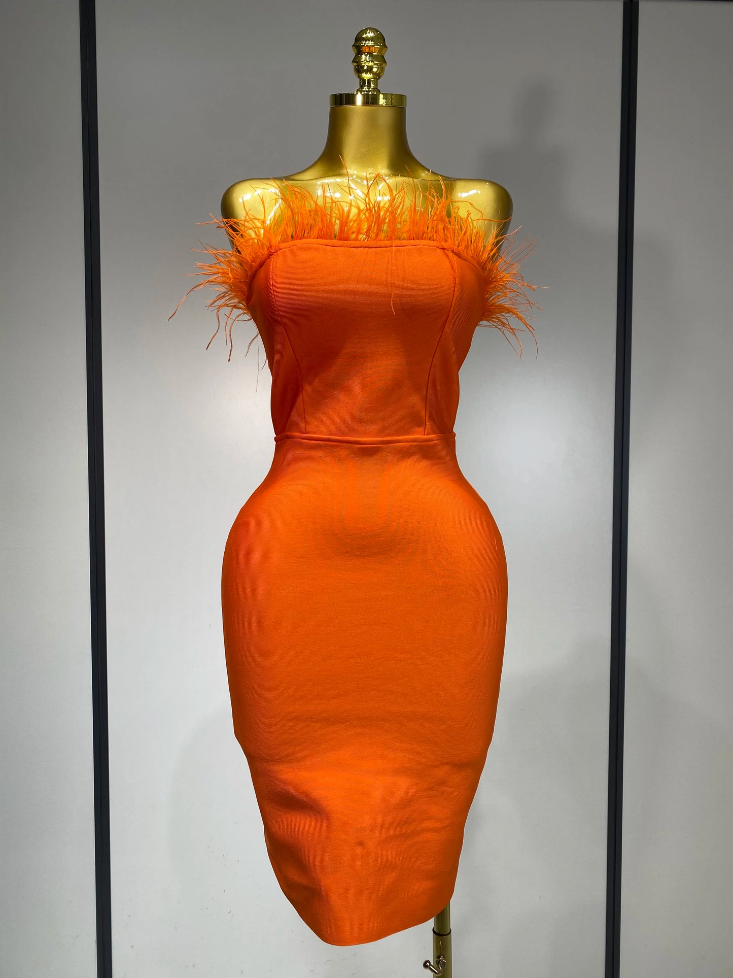 Sexy Backless Yellow Bandage Strapless Celebrity Elegant Feather Birthday Club Party Dress
