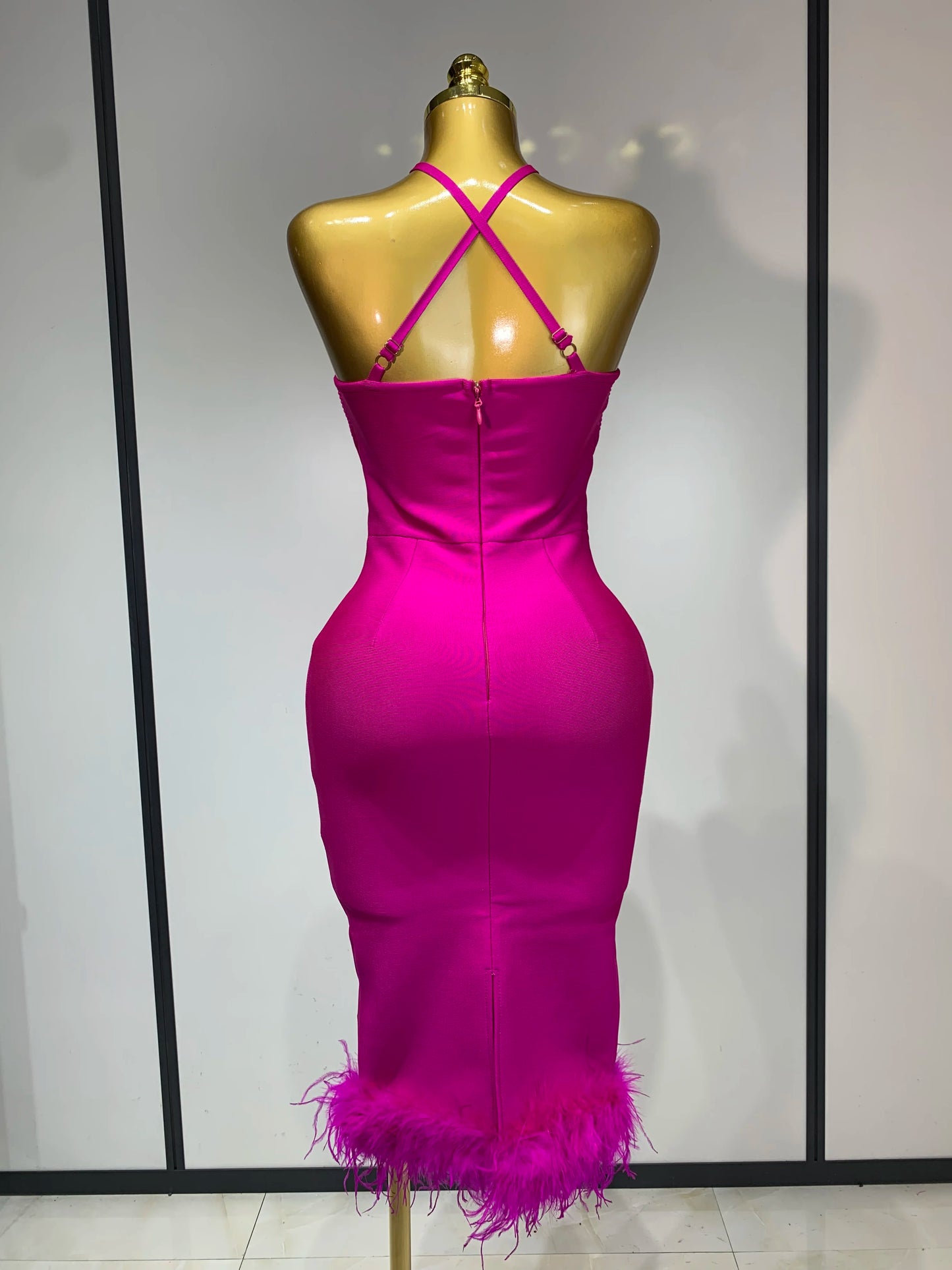 Sexy Sleeveless Backless Feather Midi Bandage Celebrity Evening Party Birthday Dress