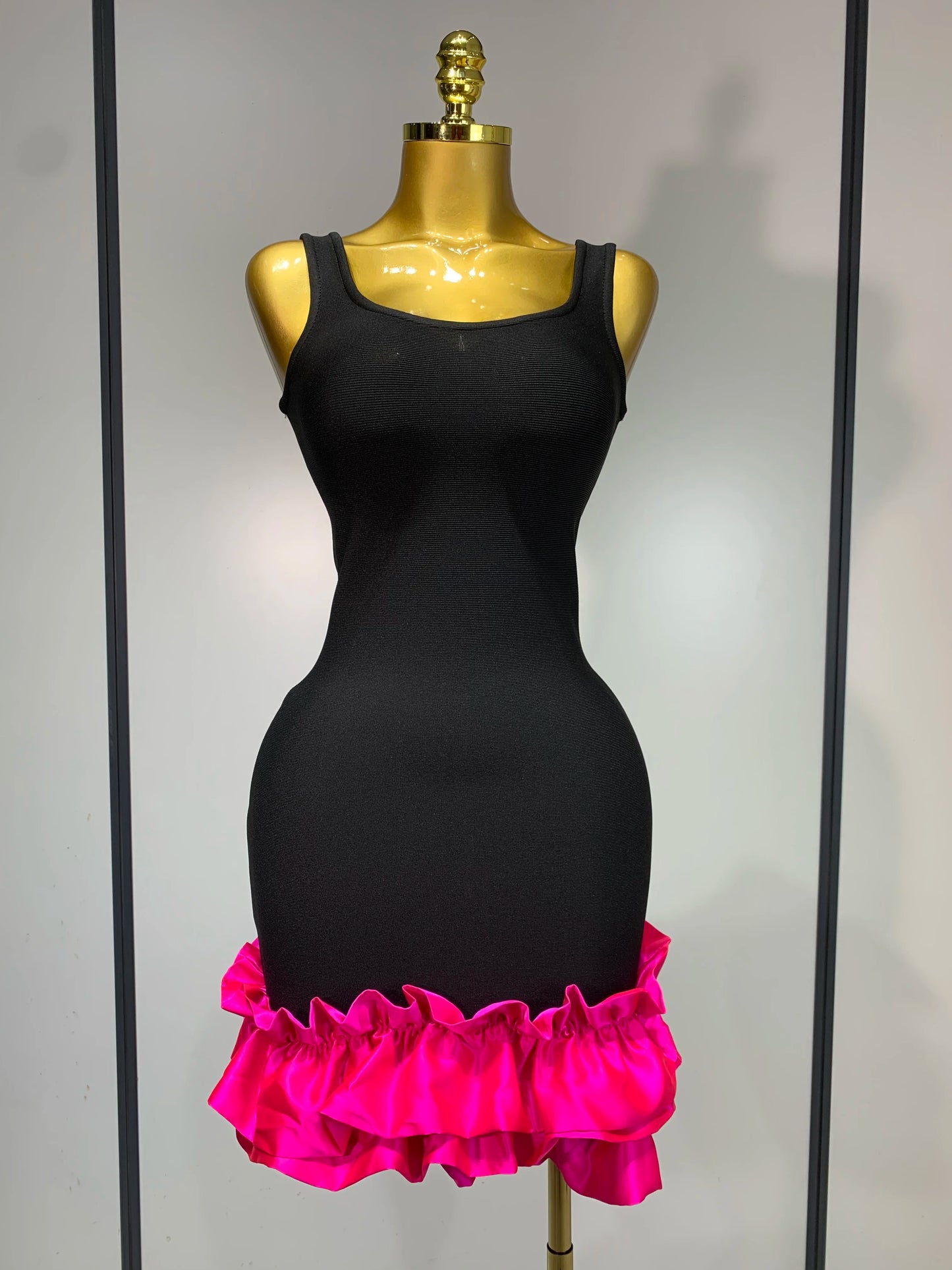 Women Spaghetti Strap Bodycon Short Black Pleated Ruffle Hem Sleeveless Evening Party Cocktail Birthday Dress