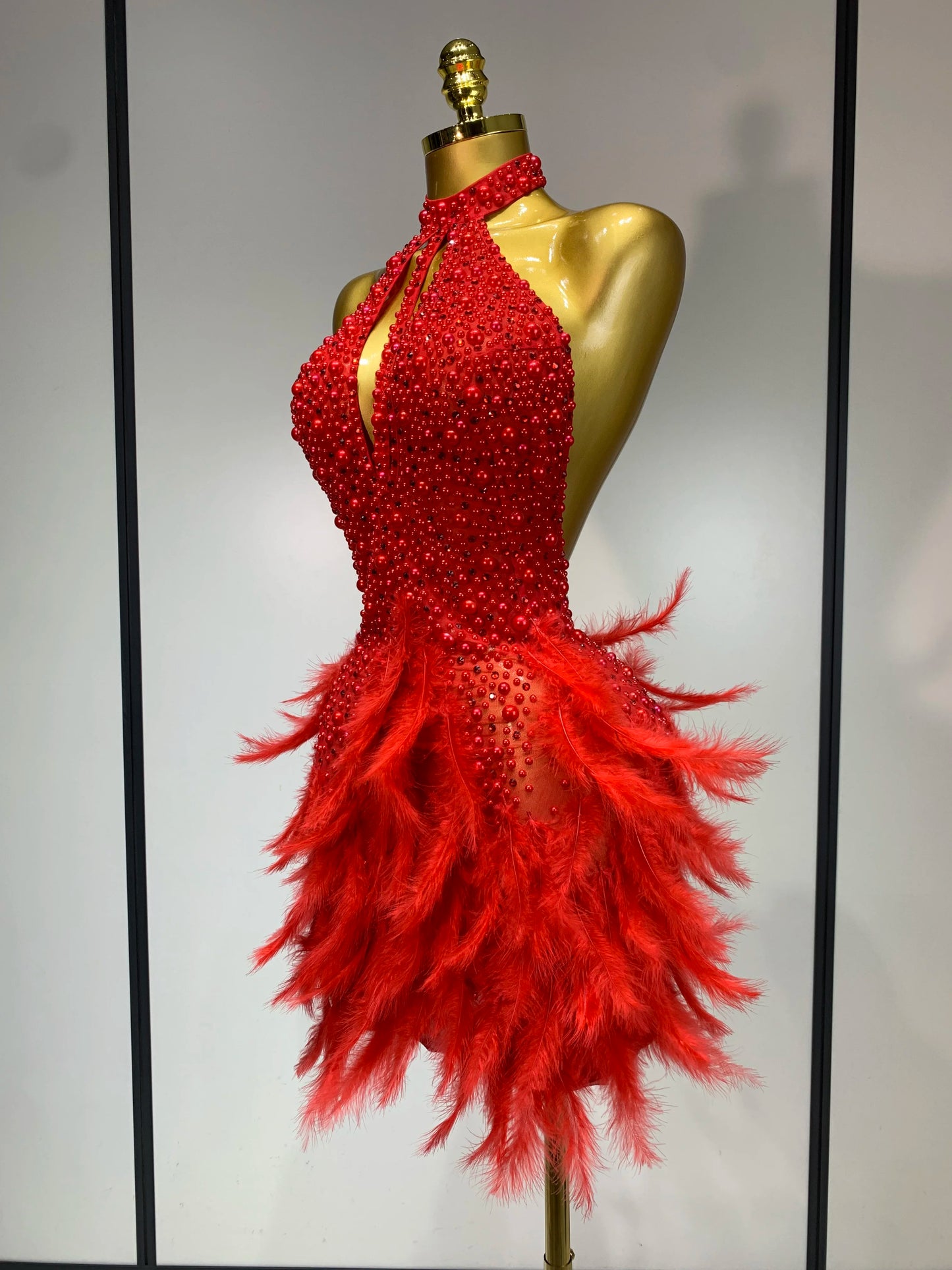 Sexy Halter Backless Feather Pearl Short Party Rhinestone Birthday Evening Dress