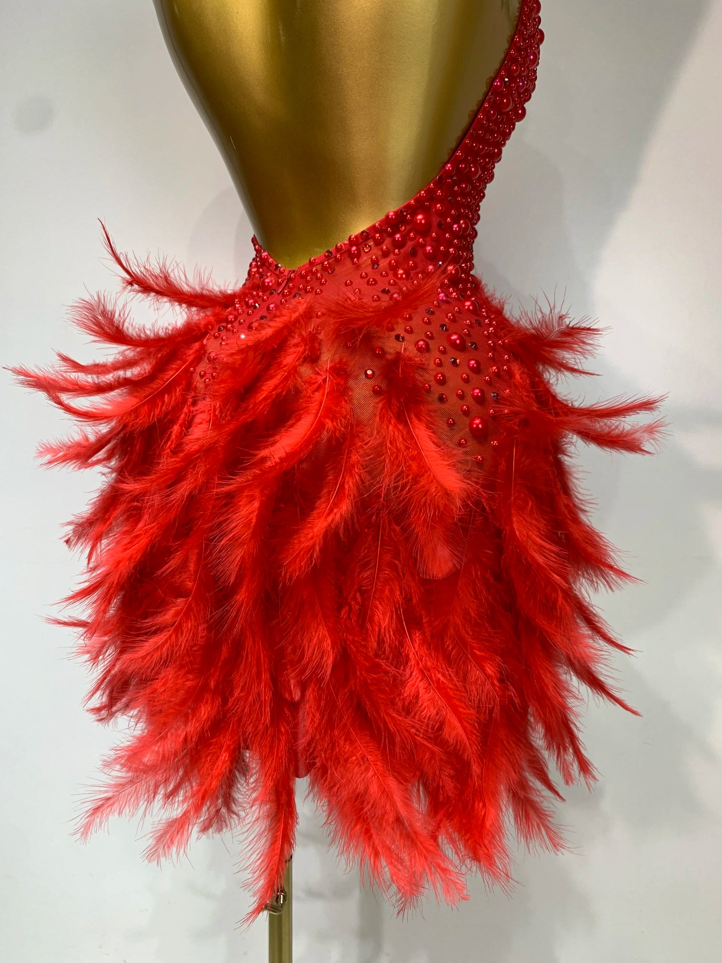 Sexy Halter Backless Feather Pearl Short Party Rhinestone Birthday Evening Dress