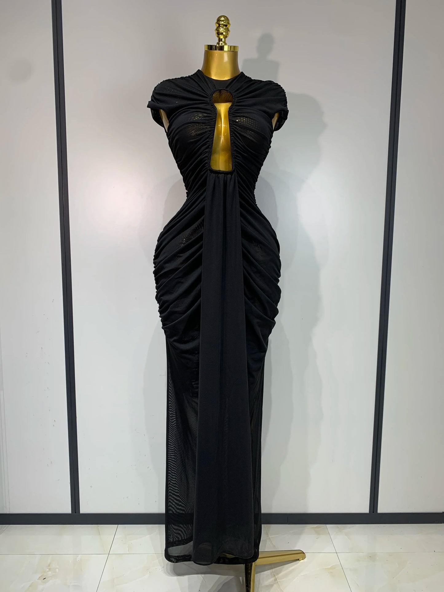 Sexy Sleeveless O-Neck Cut Out Bodycon Mesh Long Dress Celebrity Evening Party Club Dress