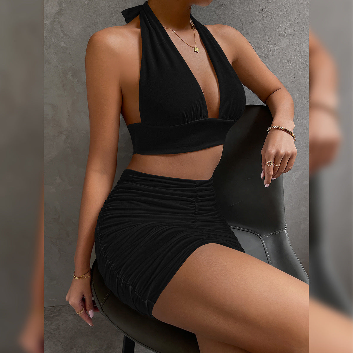 Two-pieces Women Halter Necktie Umbilical Fold V-neck Sling Bag Hip Skirt Set