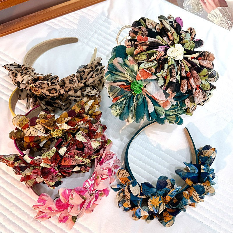 Women Fashionable leaf pattern fabric oversized flower headband Hairpiece