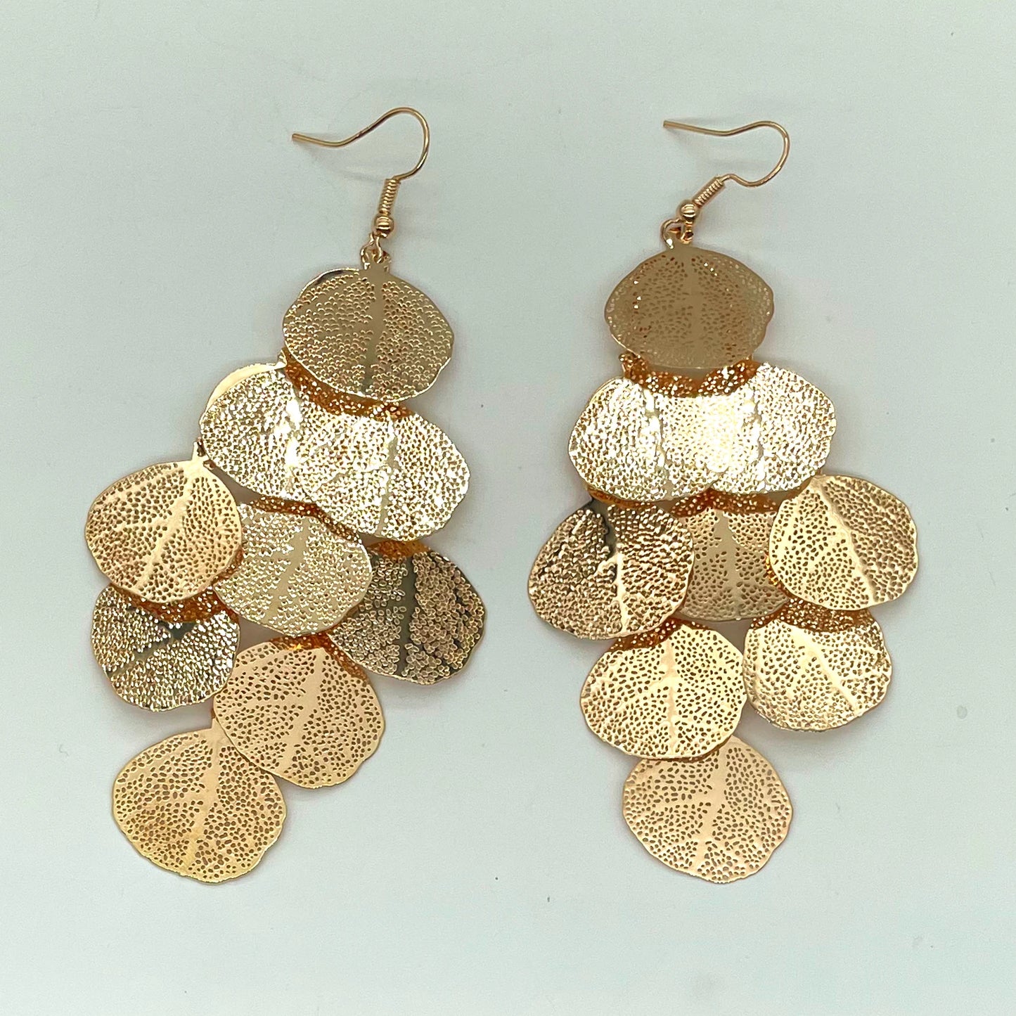 Women Fashion Hollow Round Leaf Earrings