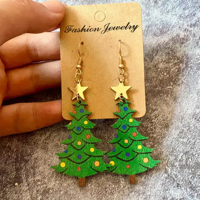 Women Fashion Cartoon Stole Beaded Santa Christmas Earrings