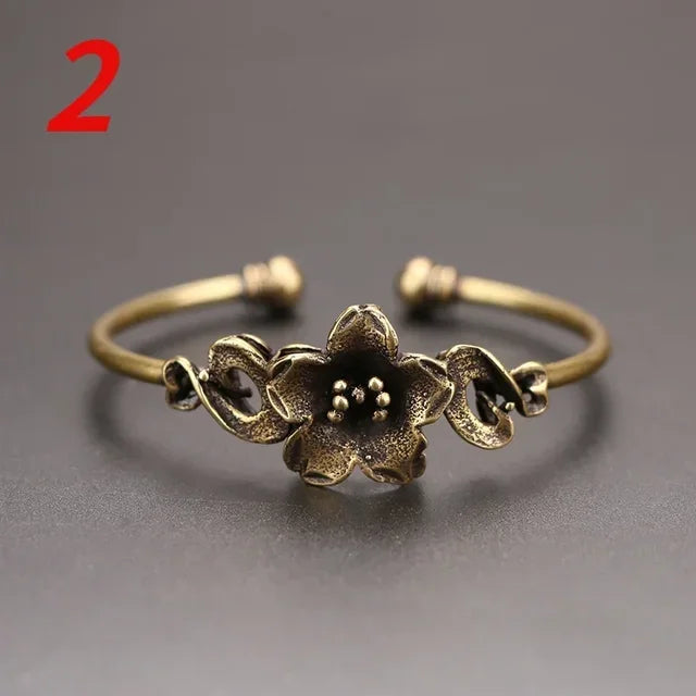 Women Retro Brass Flower Pattern Pure Copper Open Bracelet Bangle