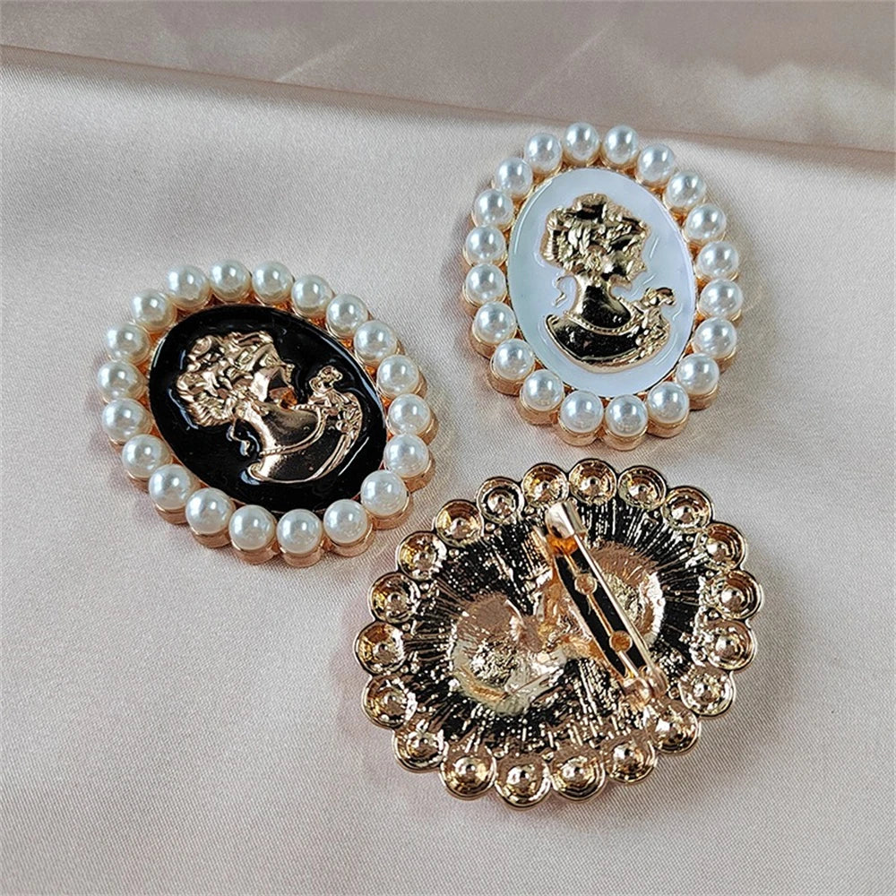 Oil Drop Queen Brooch Lapel Pins Oval Shape Pearl Brooches