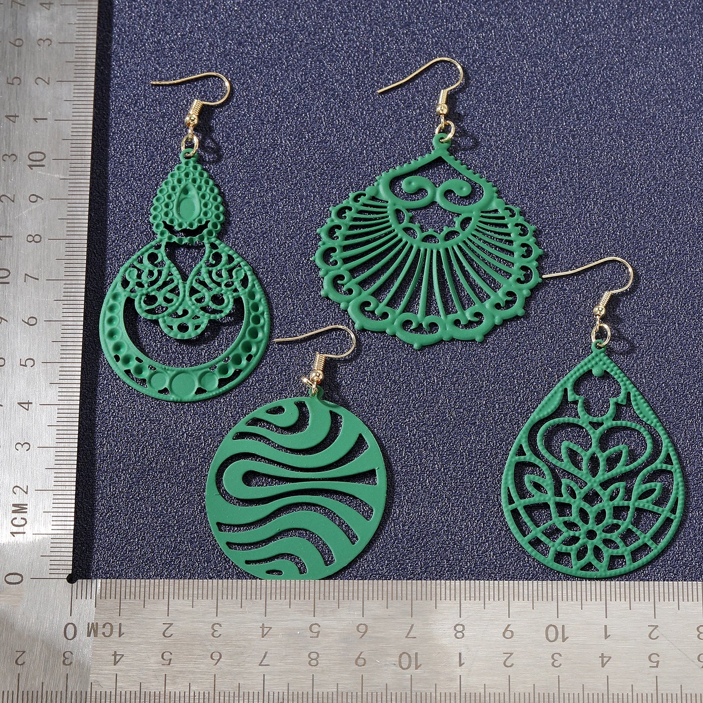 Women Hollow out Bohemian Fashion Green Spray Retro Ethnic Style Earrings