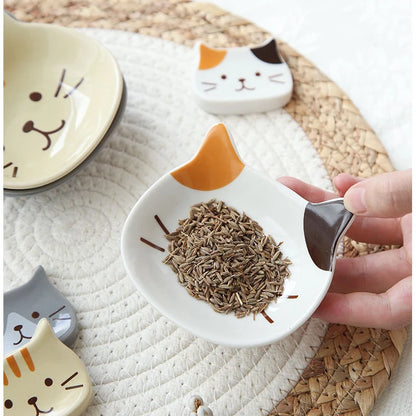 Tiny Japanese Cute Cat Creative Ceramic Dish Porcelain Dipping Saucer Snack Plate Tableware