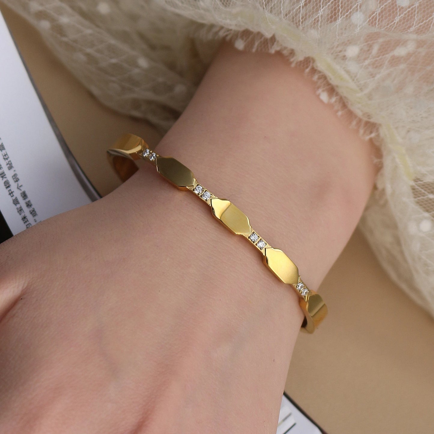 Exquisite Crystal Stainless Steel Women's Bracelet Bangles Gifts