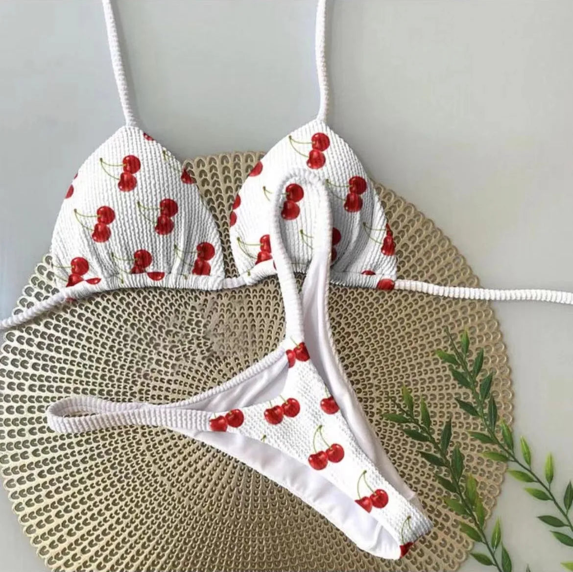 Women's Bikini Split Print Swimwear Fashion G-string Beach Swimsuit Suit