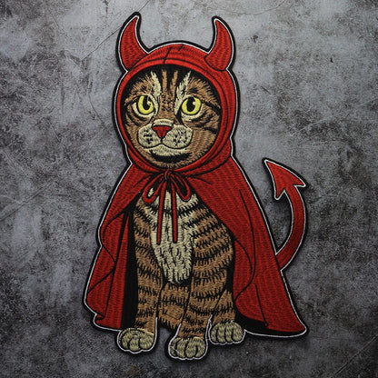 Japanese Cartoon Noodle-Eating Cloak Cat Embroidered Patches Iron on Badges Twill Craft Sticker Clothes