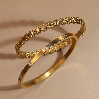 Fashion Crystal Flower Design 18K Gold Plated Bracelet Bangle Women's Jewelry Gift