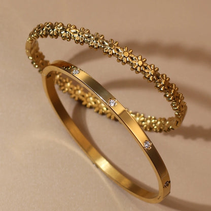 Fashion Crystal Flower Design 18K Gold Plated Bracelet Bangle Women's Jewelry Gift