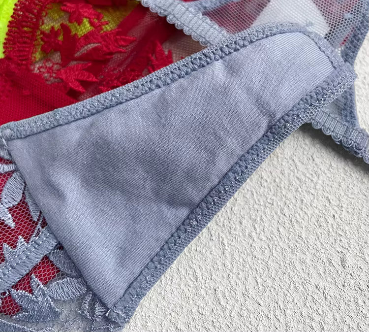 Women Lace Underwear Briefs Breathable G--String Seamless Low Waist Hollow Out Thong Panties