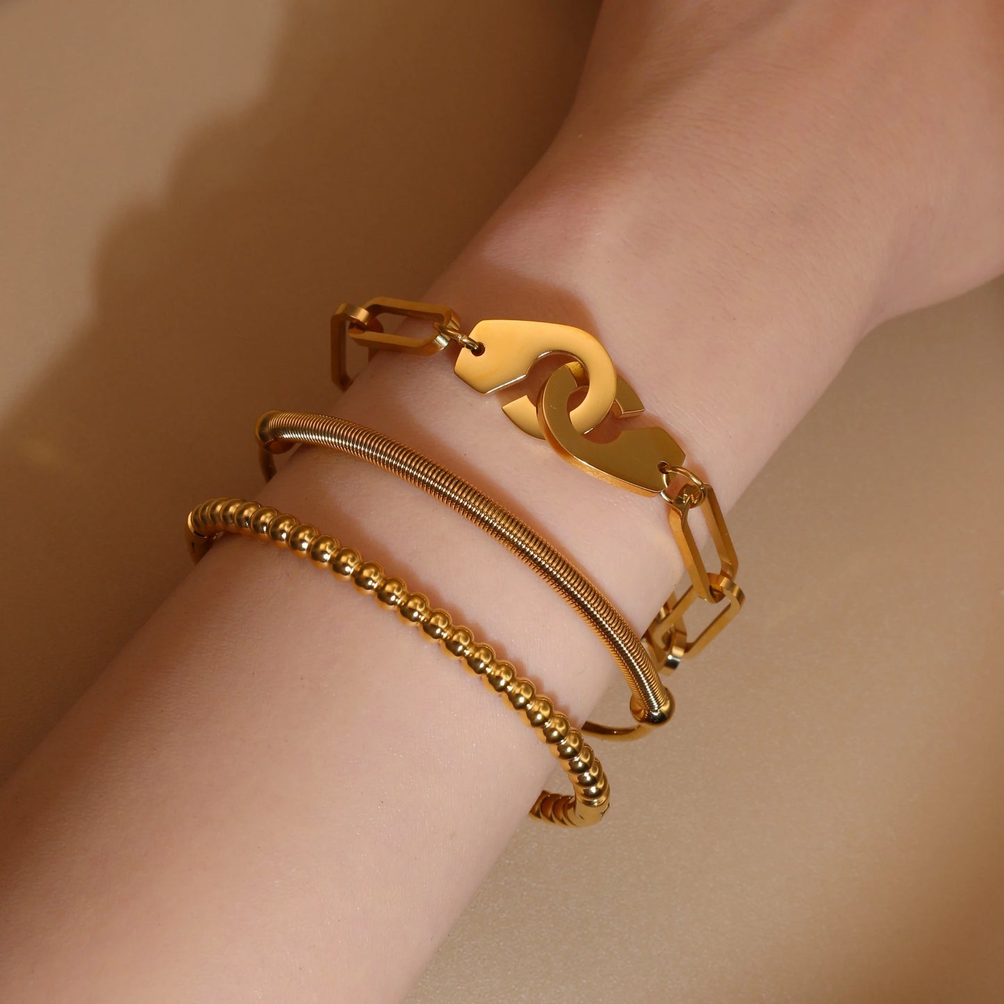 Women 18K Gold-Plated Stainless Steel Bead Open Bracelet Clasp Design Bangles Jewelry