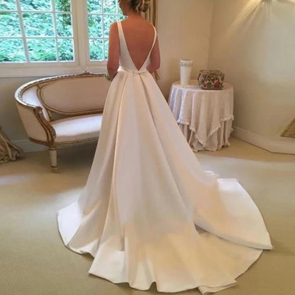 Sexy White Scoop Simple Sleeveless Backless Bride Satin Wedding Evening Gown Party Dress