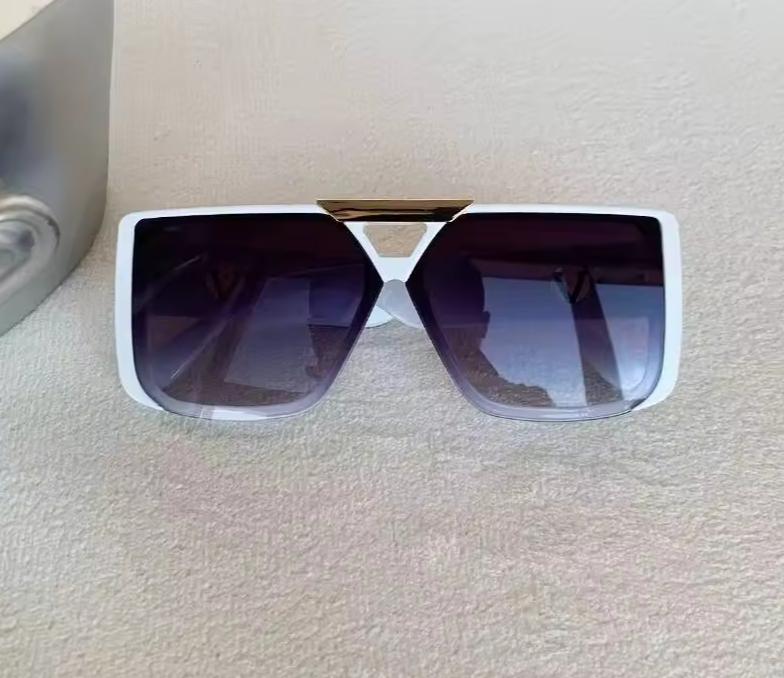 Men Women Punk Vintage Square Designer Letter V Driving UV400 Eyewear Sunglasses