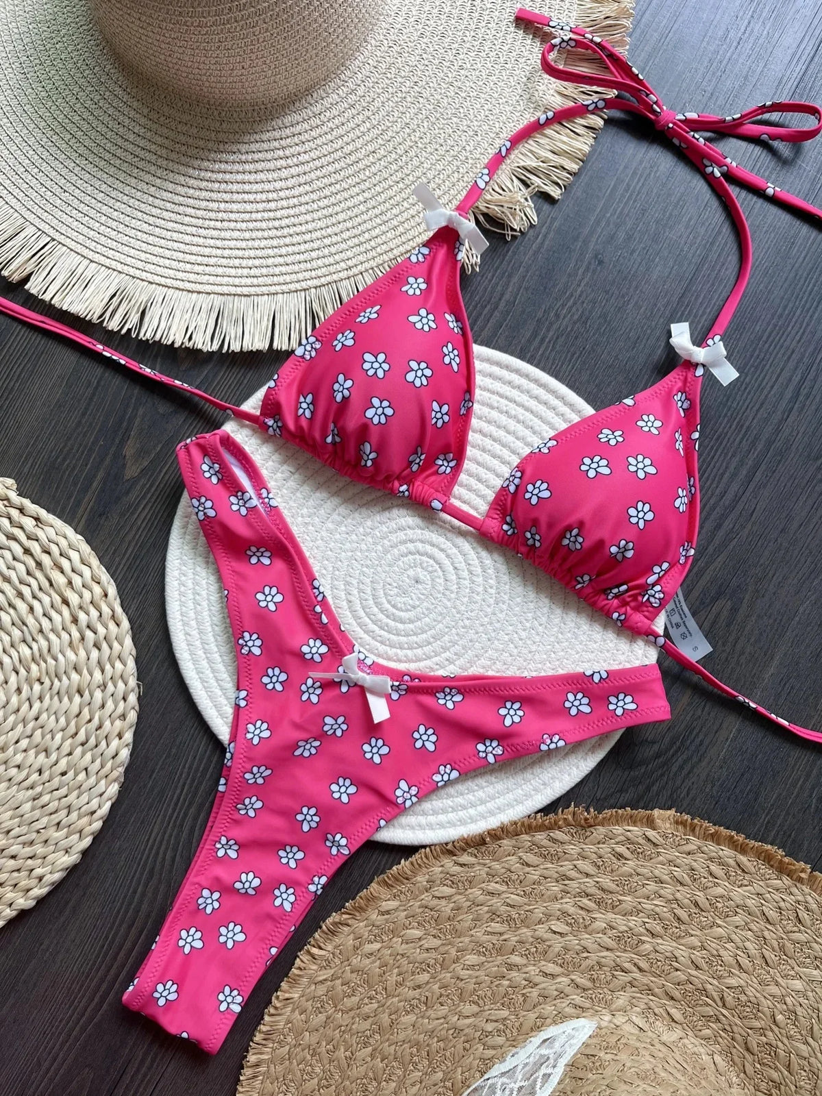 Sexy Flowers Printed Halter High Leg Cut Swimsuit Swimwear Two-pieces Bikini Bathing Suit
