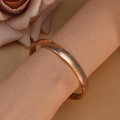 18K Gold-plated Stainless Steel Curved Polished Bangle Bracelet