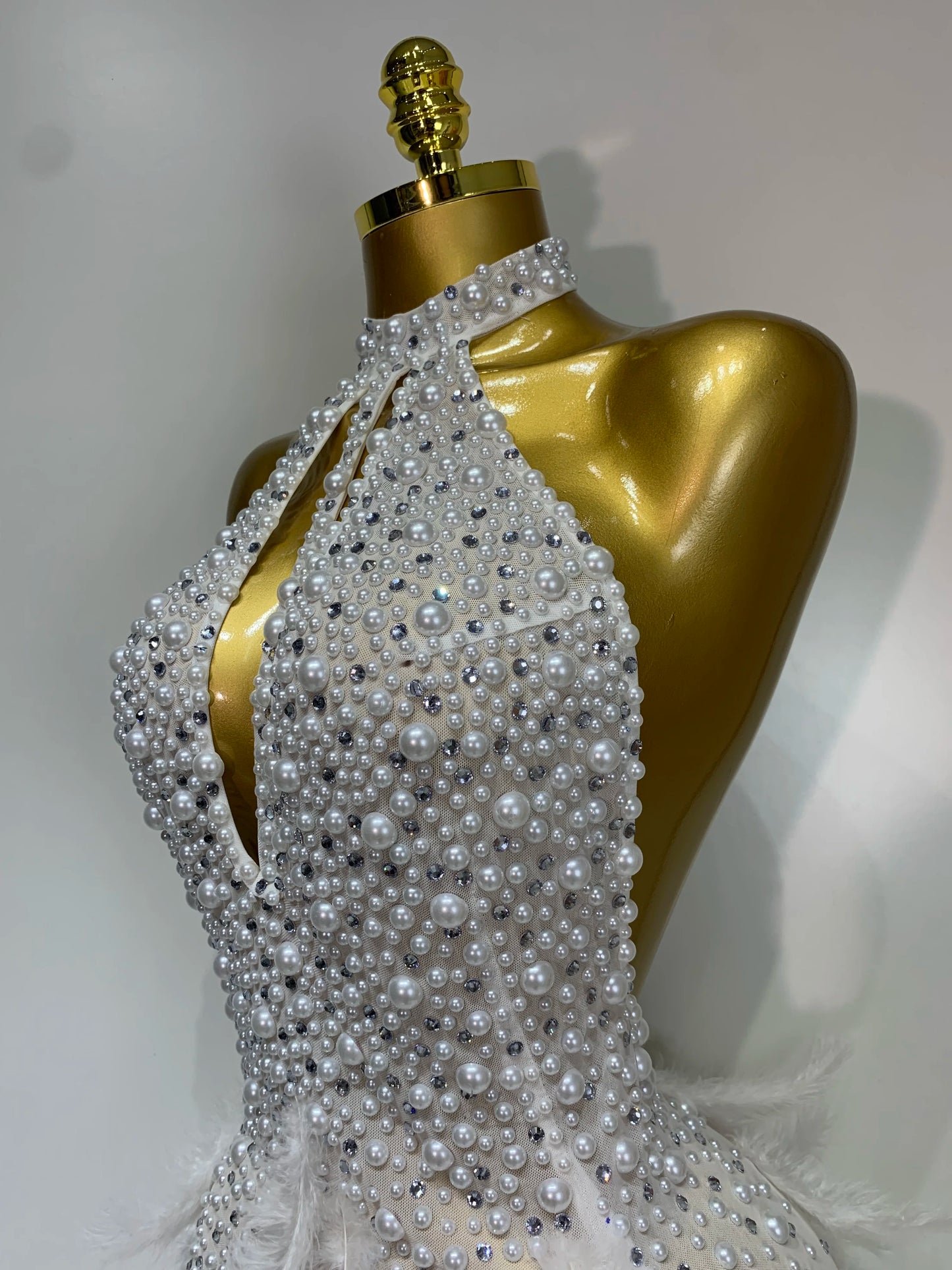 Sexy Halter Backless Feather Pearl Short Party Rhinestone Birthday Evening Dress