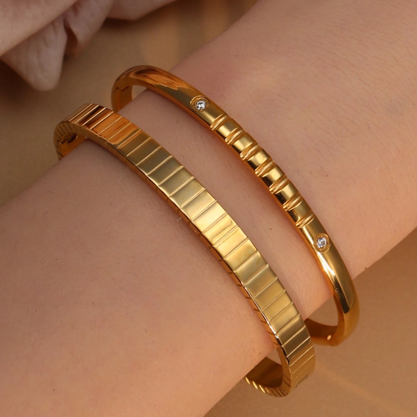 Vintage 18K Plated Stainless Steel Crystal Women's Fashion Bangles Bracelet