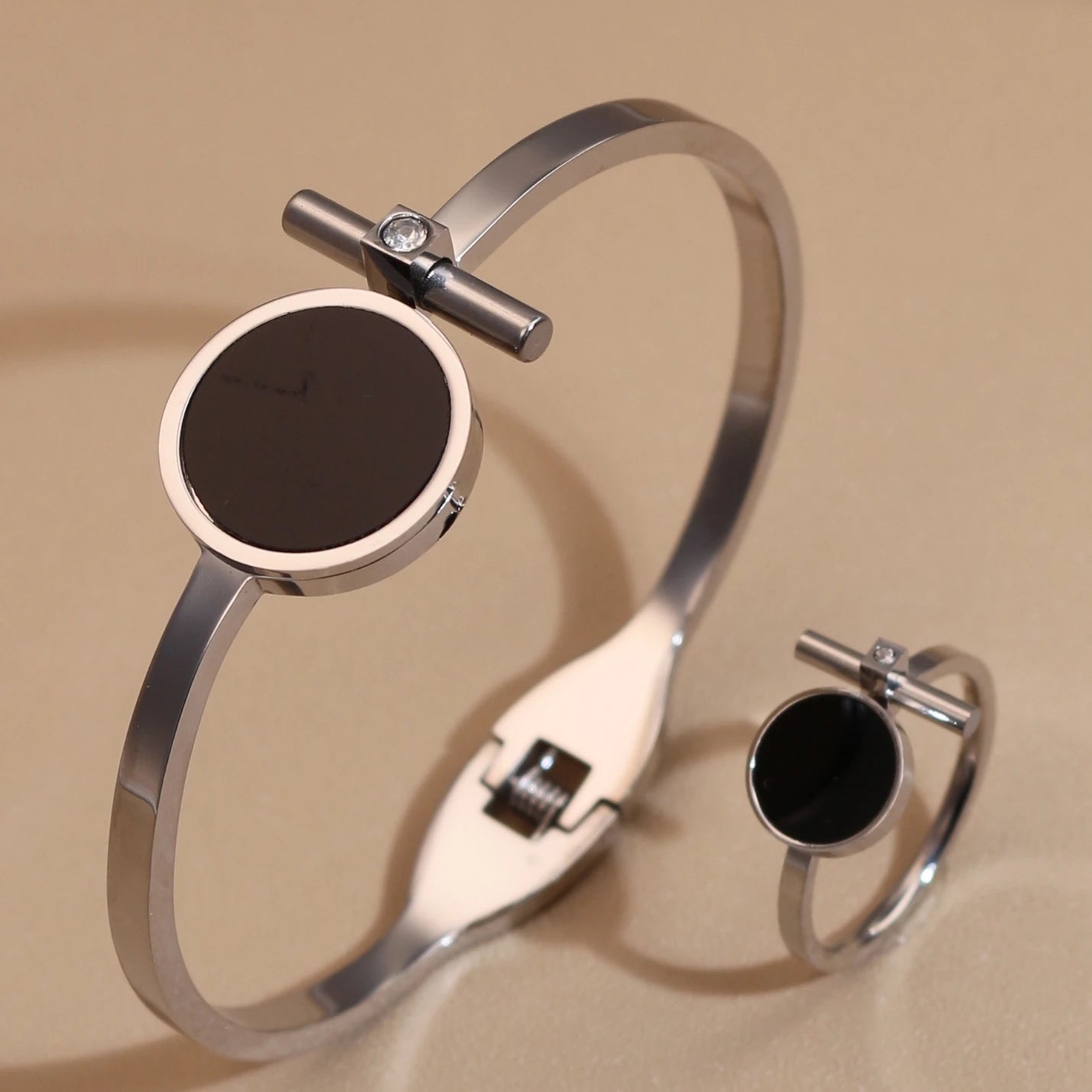 Women 2-In-1Black Acrylic Zirconia Stainless Steel Ring Bangle Bracelet Gifts Set